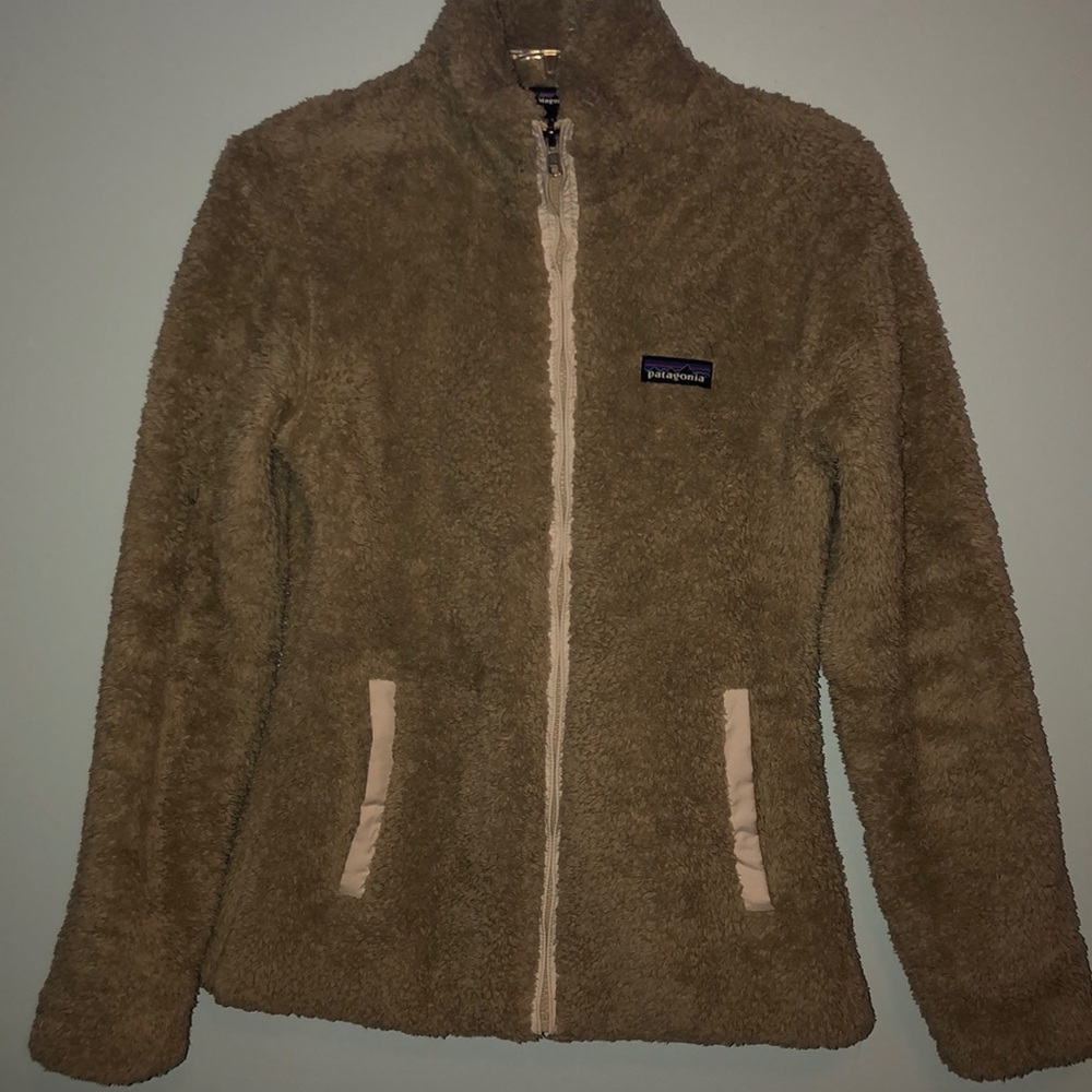 Women’s Patagonia size small fur zip-up
